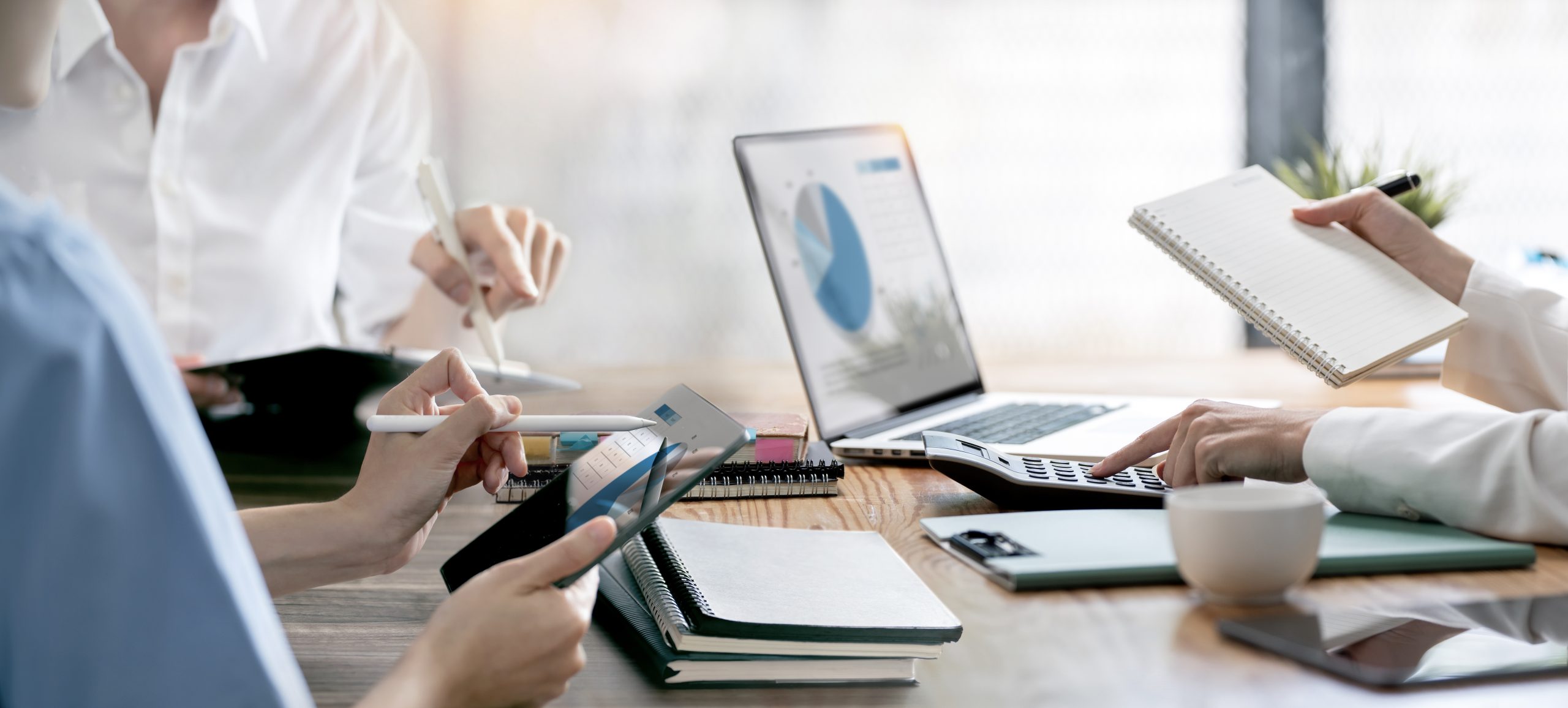 business digitale con strumenti digitali